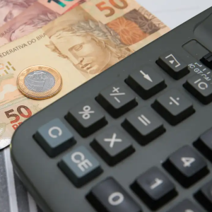Fazenda reduz projeção da inflação de 4,9% para 4,8% este ano