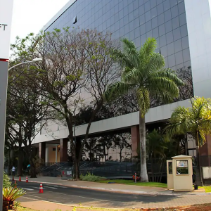 MPDFT pede suspensão da compra do Banco Master pelo BRB