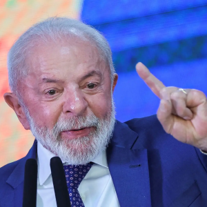 Lula lançará programa de crédito de R$ 40 bilhões para reformas de casas