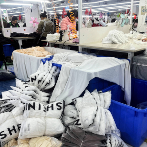 Fábricas Chinesas Buscam Novos Destinos com Mão de Obra Barata