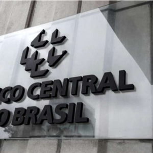 Focus volta a cortar inflação de 2025 e faz ajuste em Selic do ano que vem