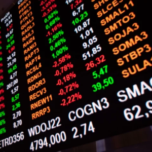 Ibovespa Futuro Indica Queda com Foco em Produção Industrial e Minério