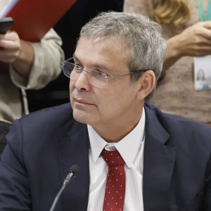 PT aciona STF contra PEC da Blindagem