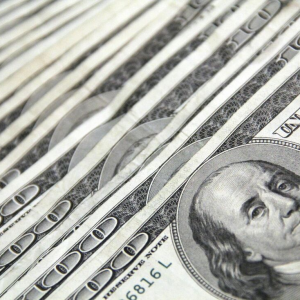 Dólar a R$ 4,60? BTG Pactual vê padrão de queda se consolidando e aponta próximos alvos
