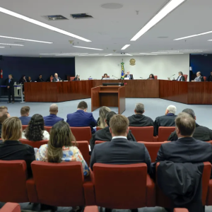 Por que julgamento de Bolsonaro e aliados será na Primeira Turma do STF?