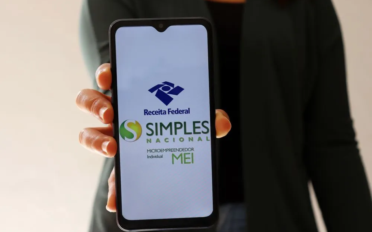 Contribuição mensal do MEI sobe para R$ 81,05 em 2026